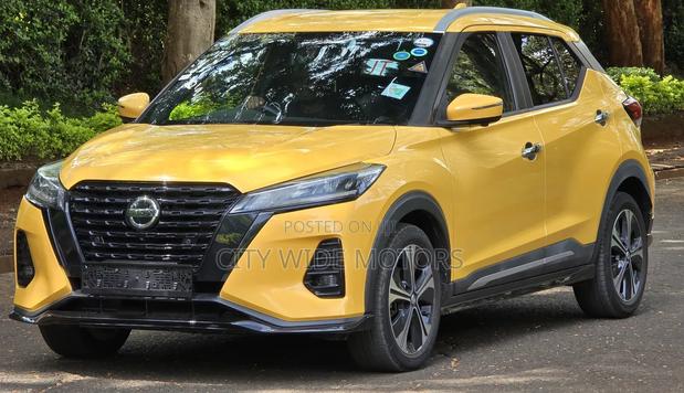 Nissan Kicks SV 2020 Yellow