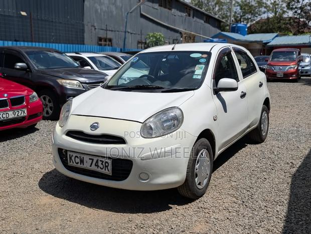 Nissan March 1.2 FWD 2012 White
