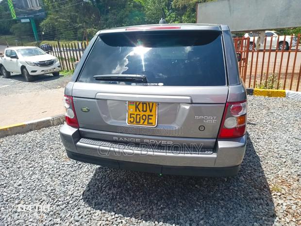 Land Rover Range Rover Sport 2010 Gray