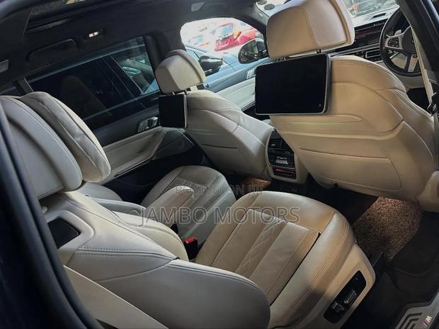BMW X7 M50i 2020 Black