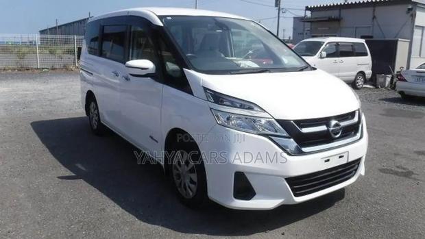 Nissan Serena 2018 White