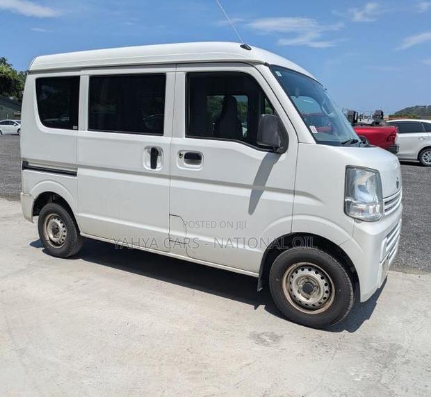 Nissan NV100 Clipper 2018 White