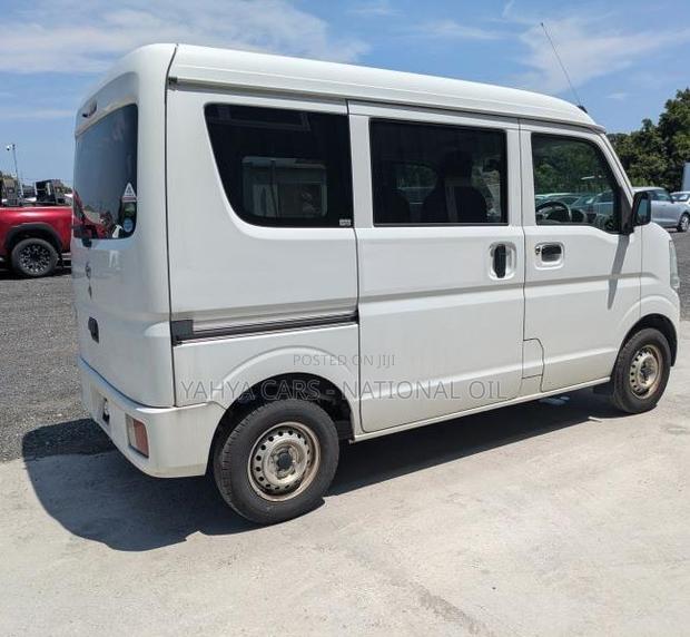 Nissan NV100 Clipper 2018 White