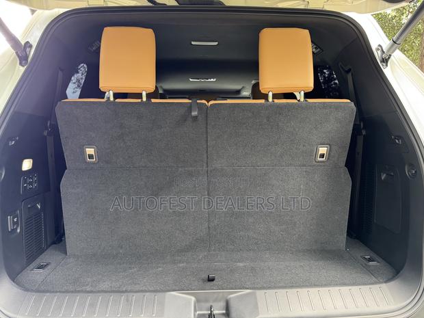 Lexus LX LX 600 2023 White