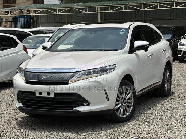 Toyota Harrier 2.0 2018 Pearl