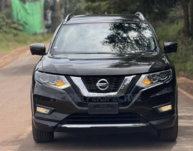Nissan X-Trail 2.0 Hybrid AWD 2018 Black