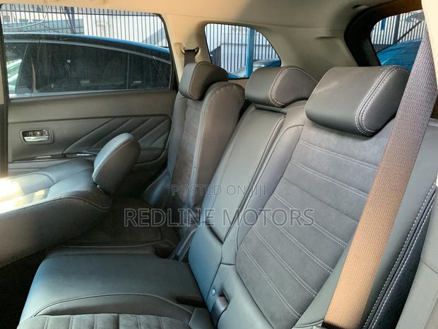 Mitsubishi Outlander 2.4 PHEV AWD 2018 Black