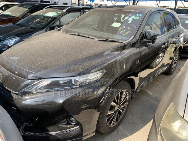 Toyota Harrier 2.0 Turbo 4WD 2018 Black