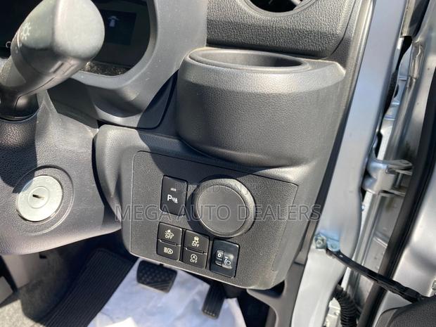 Daihatsu Mira 2018 Silver