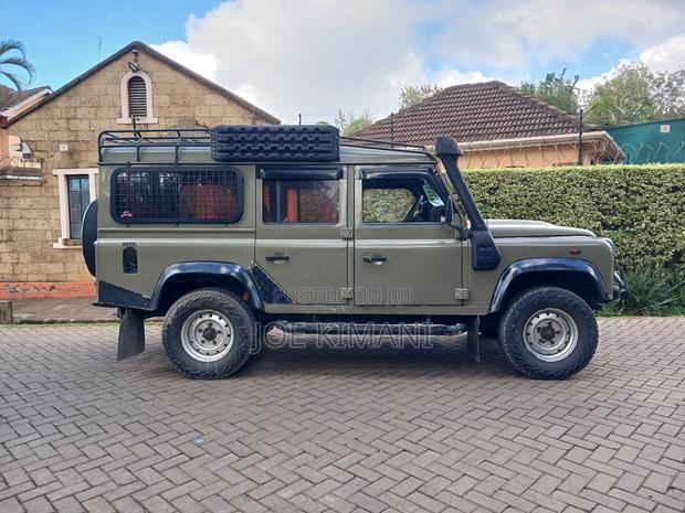 Land Rover Defender 2011 Green