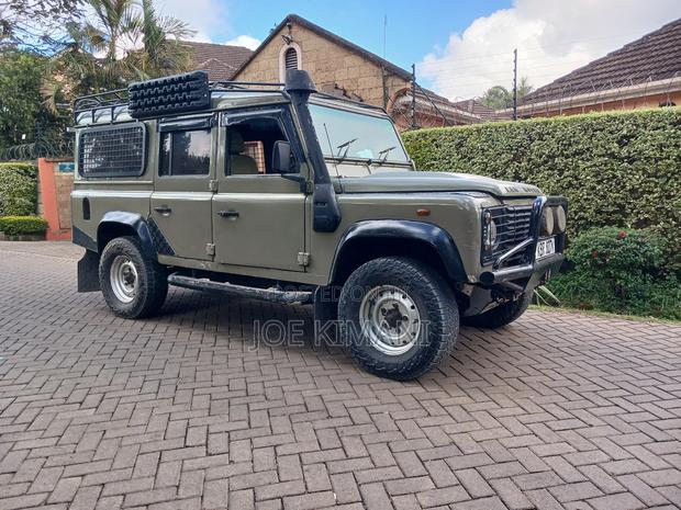 Land Rover Defender 2011 Green