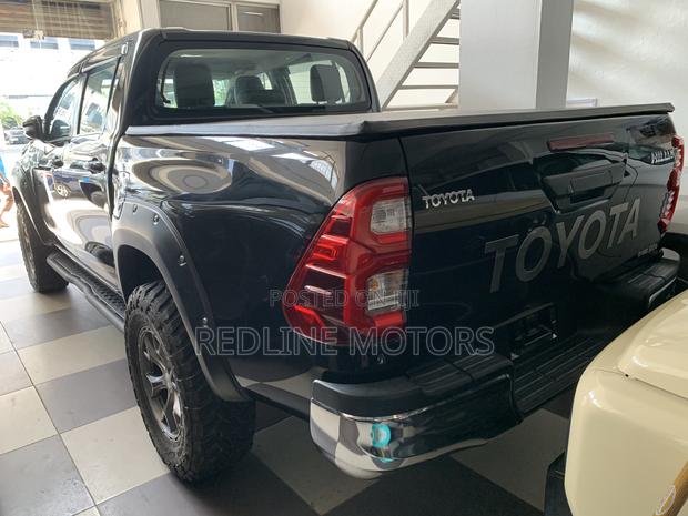 Toyota Hilux Revo Double Cab Deisel 2.4 AWD 2018 Black