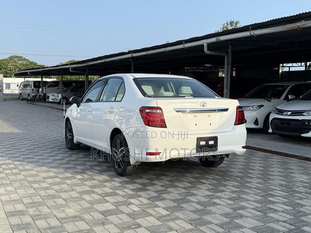 Toyota Axio 2018 White