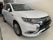 Mitsubishi Outlander 2.4 PHEV AWD 2018 White for sale