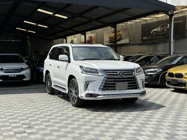 Lexus LX 2018 Pearl