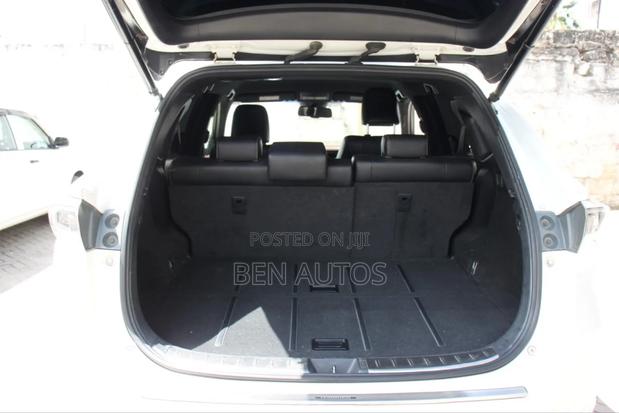 Toyota Harrier 2.0 2014 White