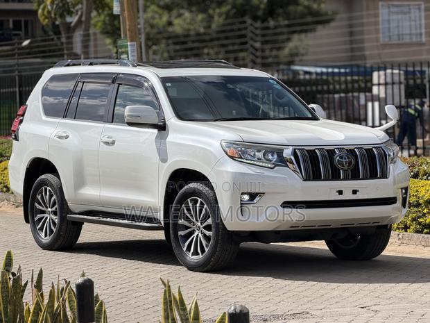 Toyota Land Cruiser Prado 2.8 2019 Pearl