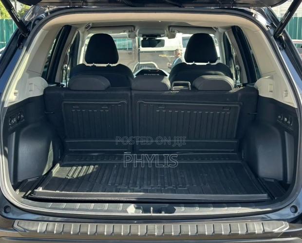 Subaru Forester 2.5i Premium AWD 2018 Gray