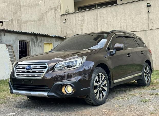 Subaru Outback 2017 Brown