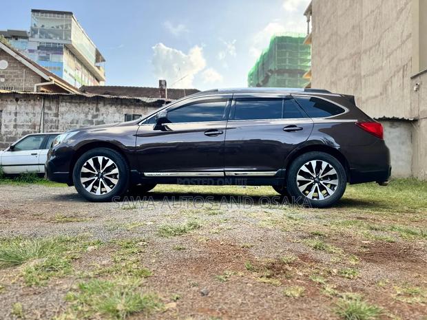 Subaru Outback 2019 Brown