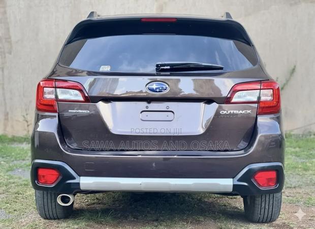 Subaru Outback 2019 Brown