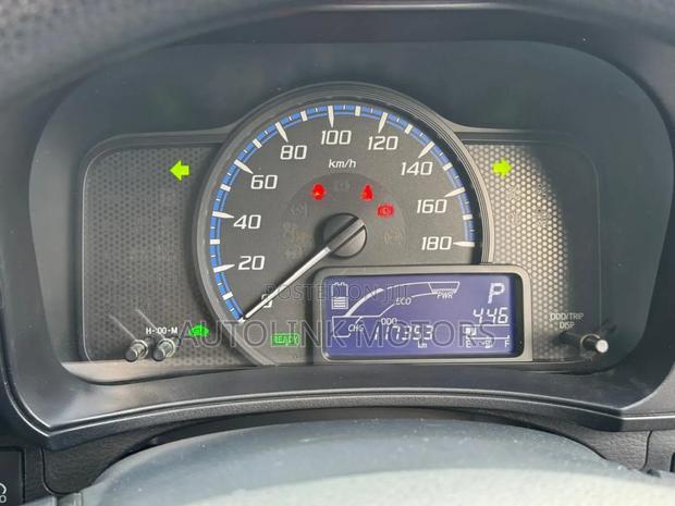 Toyota Probox 1.5 DX 2WD 2020 Silver