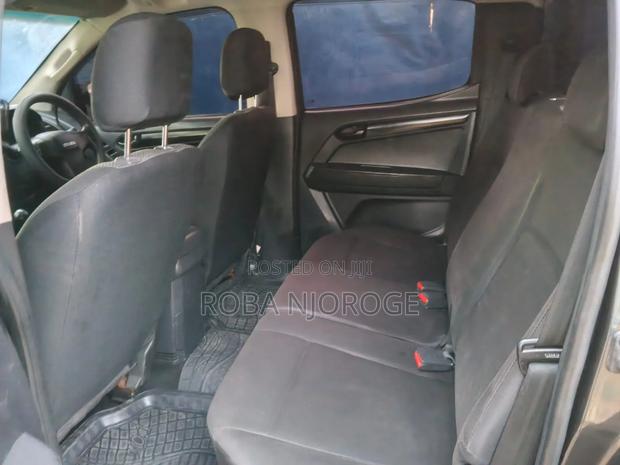 Isuzu D-MAX 2018 Green