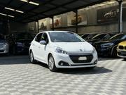 Peugeot 208 2019 White for sale