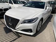 Toyota Crown 2018 White for sale