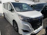 Toyota Esquire 1.8 FWD Hybrid (7 seater) 2018 White for sale
