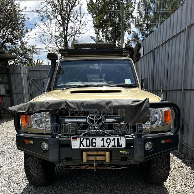 Toyota Land Cruiser 76 Series 2014 Beige