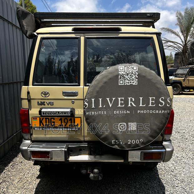 Toyota Land Cruiser 76 Series 2014 Beige