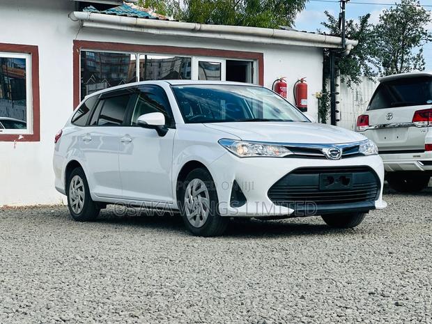 Toyota Corolla Fielder 1.5 Petrol FWD 2018 White