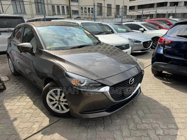 Mazda 2 2020 Gray