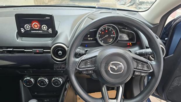 Mazda 2 2019 Blue