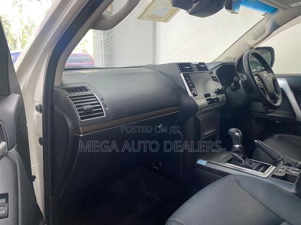 Toyota Land Cruiser Prado 2020 White