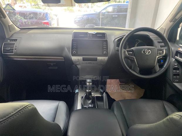 Toyota Land Cruiser Prado 2020 White