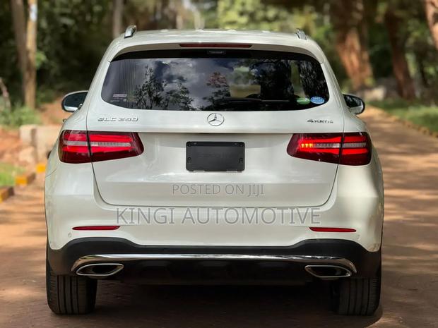 Mercedes-Benz GLC-Class 2021 White