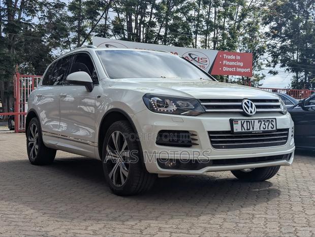 2014 Volkswagen Touareg in White - Used Luxury SUV for Sale