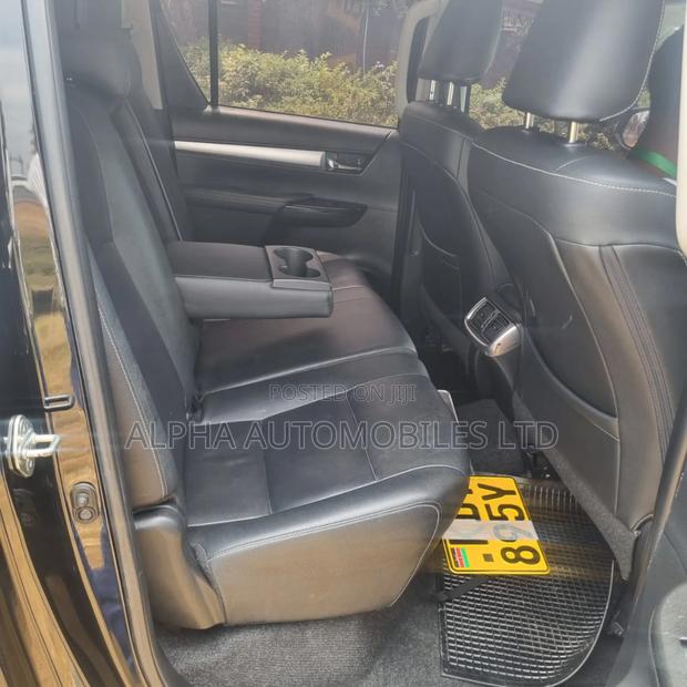 Toyota Hilux Revo Double Cab Deisel 2.4 AWD 2018 Black