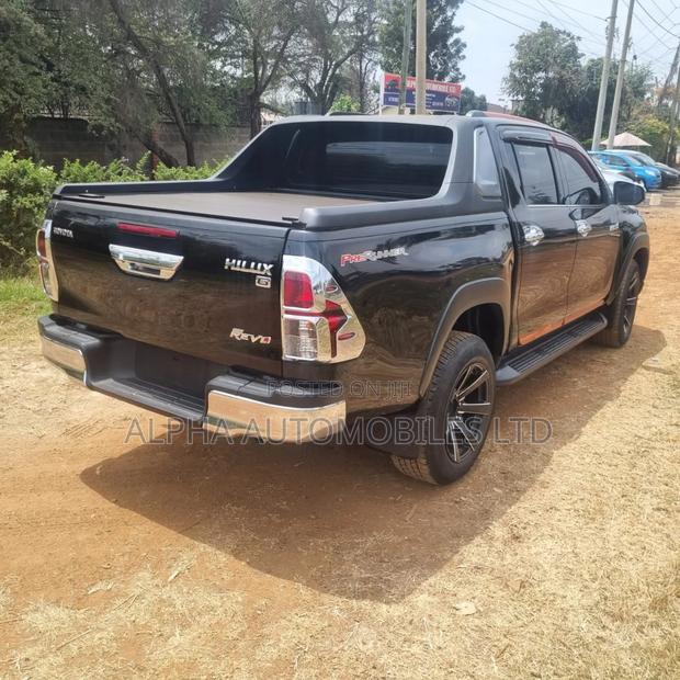 Toyota Hilux Revo Double Cab Deisel 2.4 AWD 2018 Black