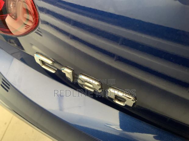 Mercedes-Benz C180 2018 Blue