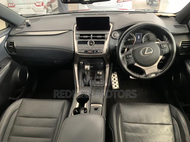 Lexus NX 300 AWD 2019 Black