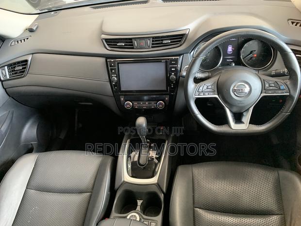 Nissan X-Trail 2.0 Hybrid AWD 2019 Green