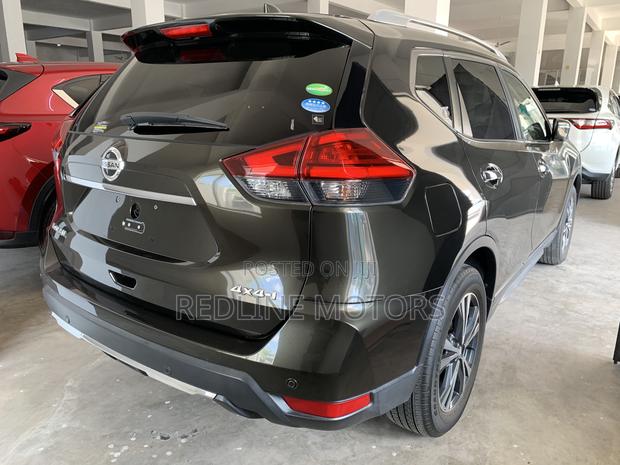 Nissan X-Trail 2.0 Hybrid AWD 2019 Green