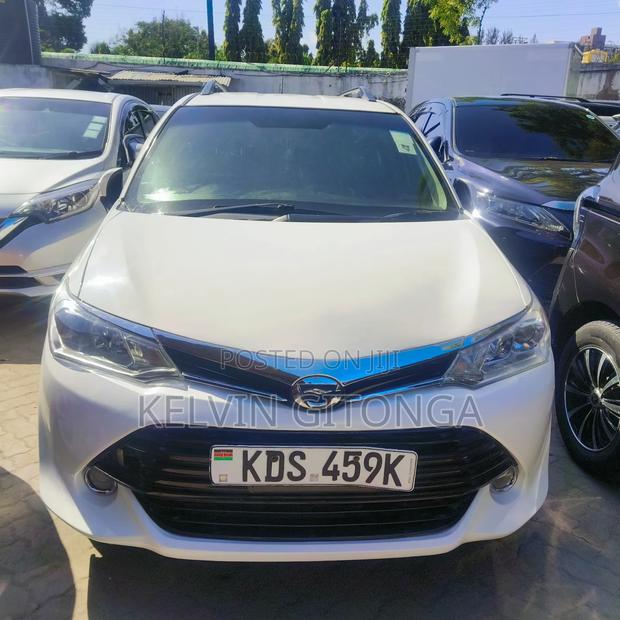Toyota Corolla Fielder 2017 White