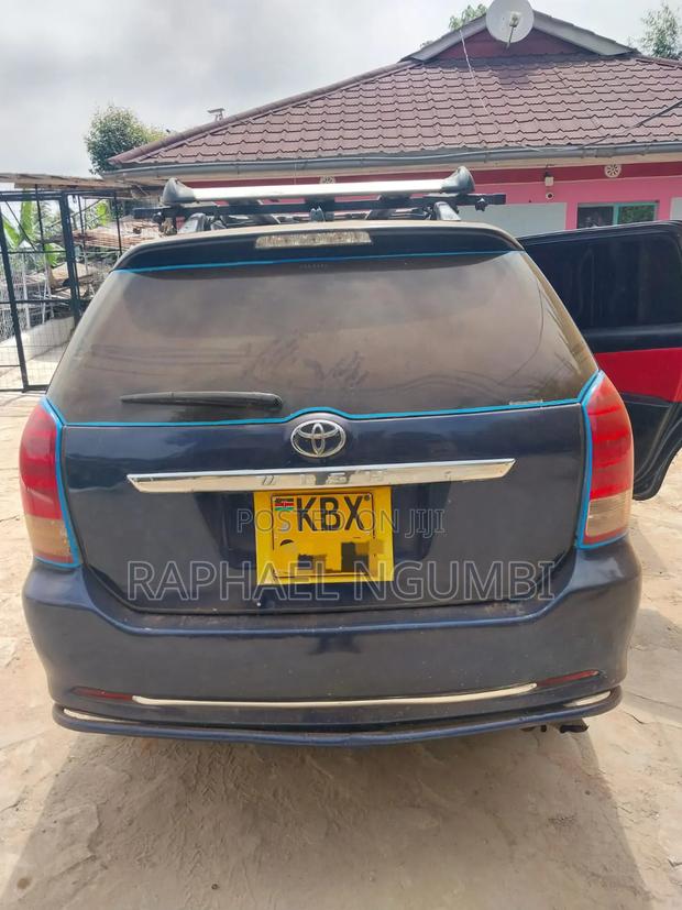 Toyota Wish 2006 Blue