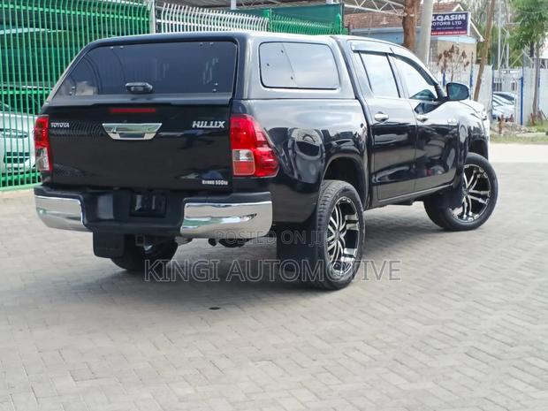 Toyota Hilux Revo Double Cab Deisel 2.8 AWD 2019 Black