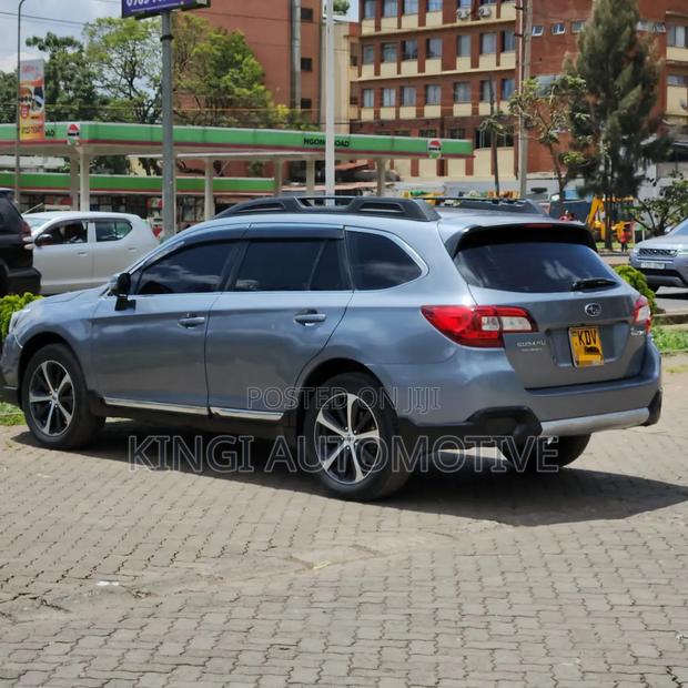 Subaru Outback 2.5i Premium AWD 2018 Gray