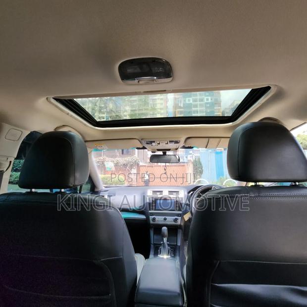 Subaru Outback 2.5i Premium AWD 2018 Gray